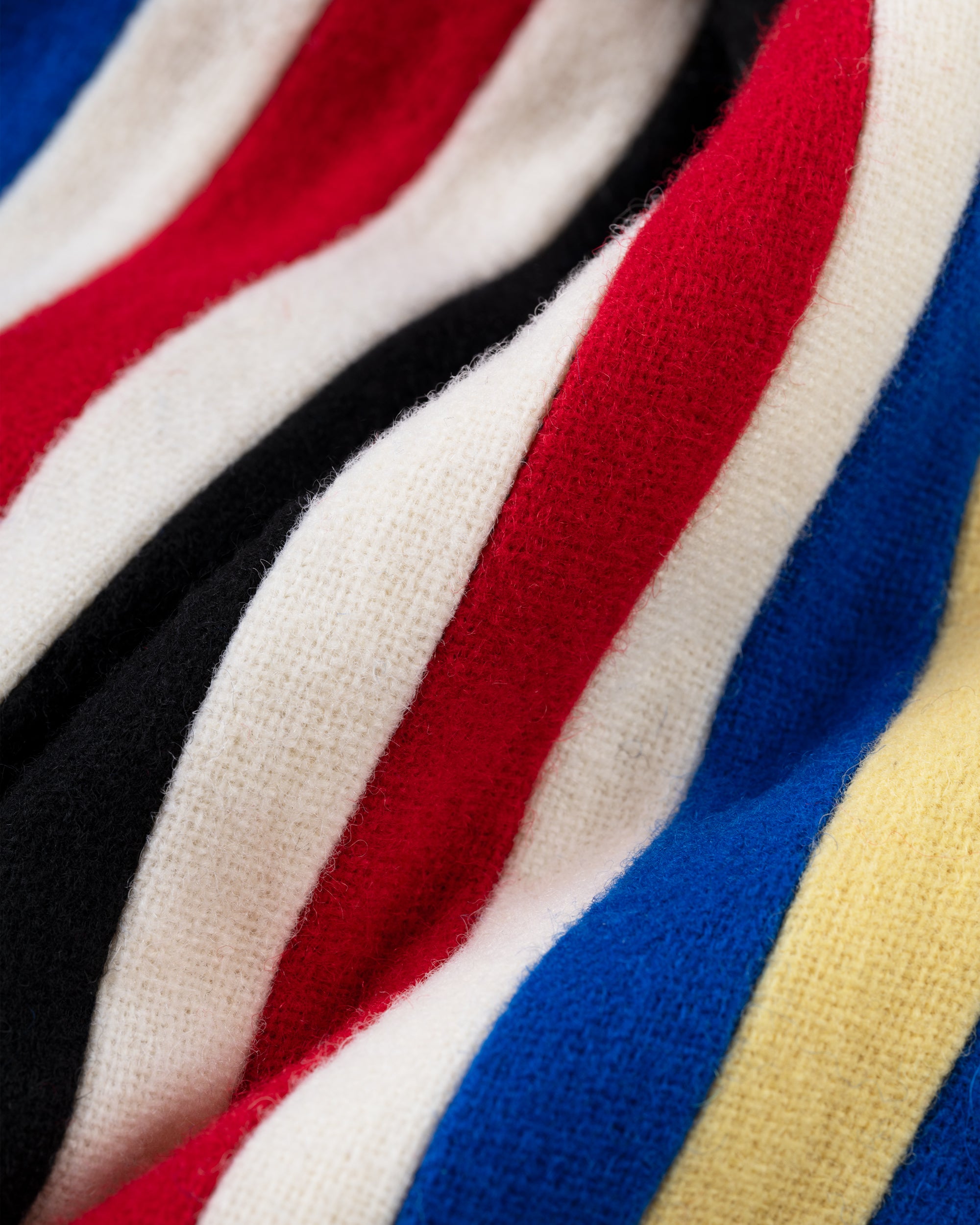 Made-in-England Graduate School Of Arts & Sciences Schoolboy Muffler