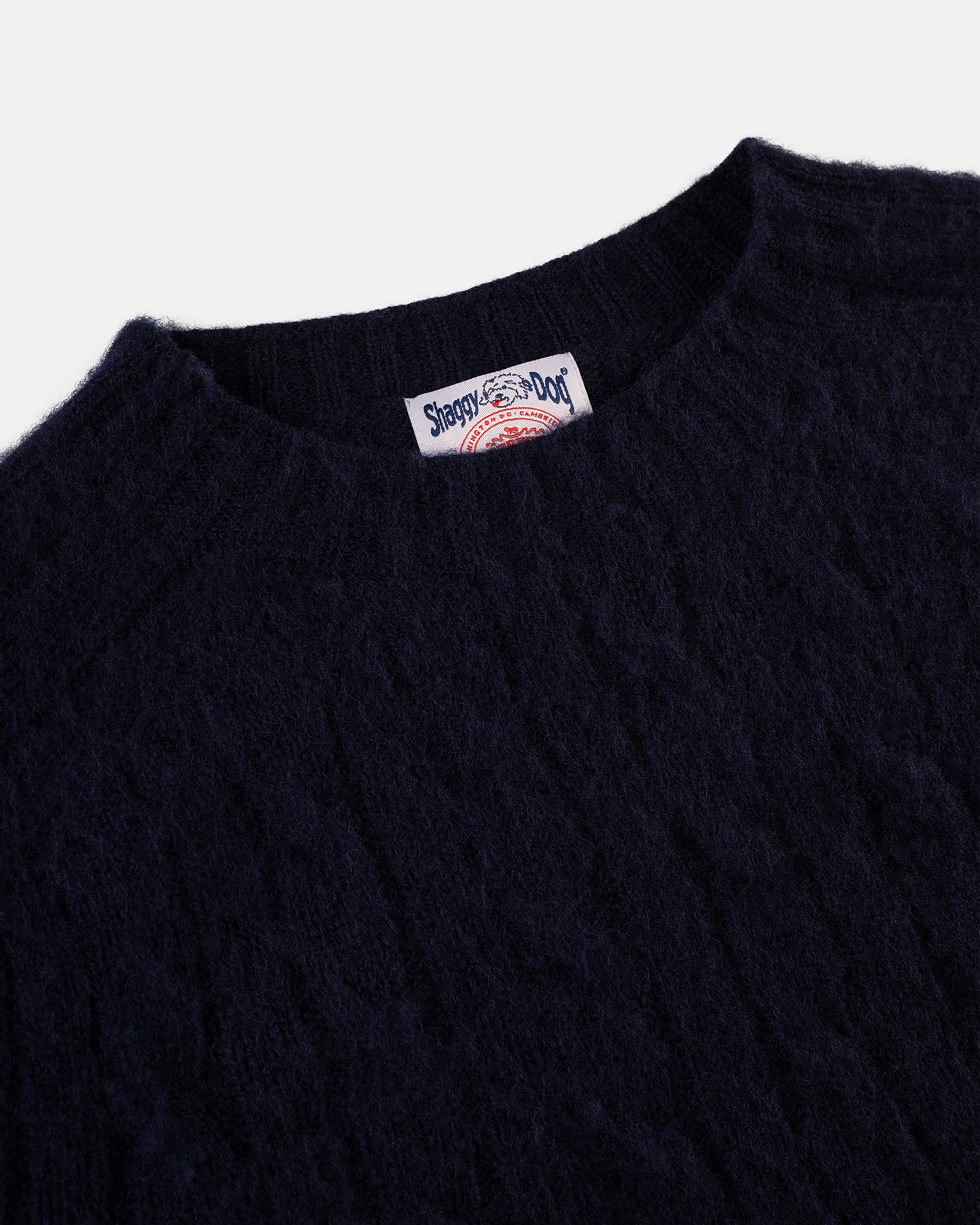 Made-in-Scotland Navy Shaggy Dog Cable Knit Sweater - Classic Fit
