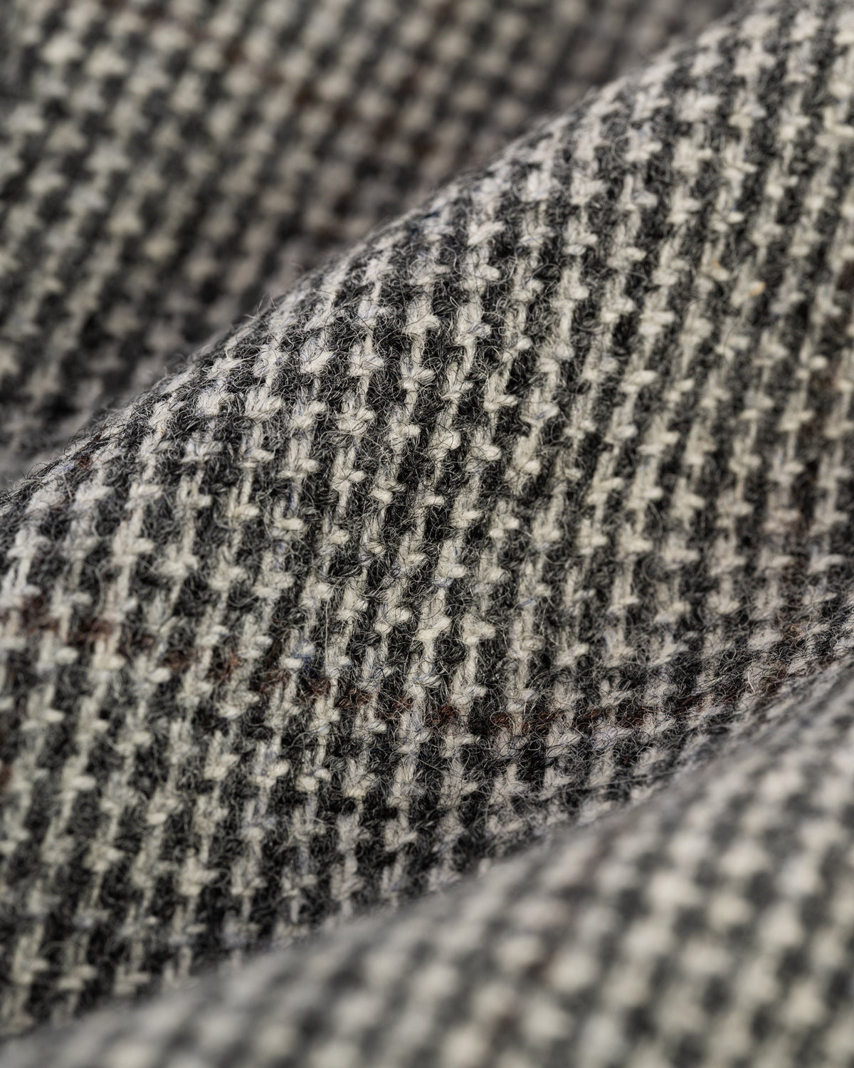 Made-in-USA Black & White Tic Weave Cheviot Tweed Sport Coat