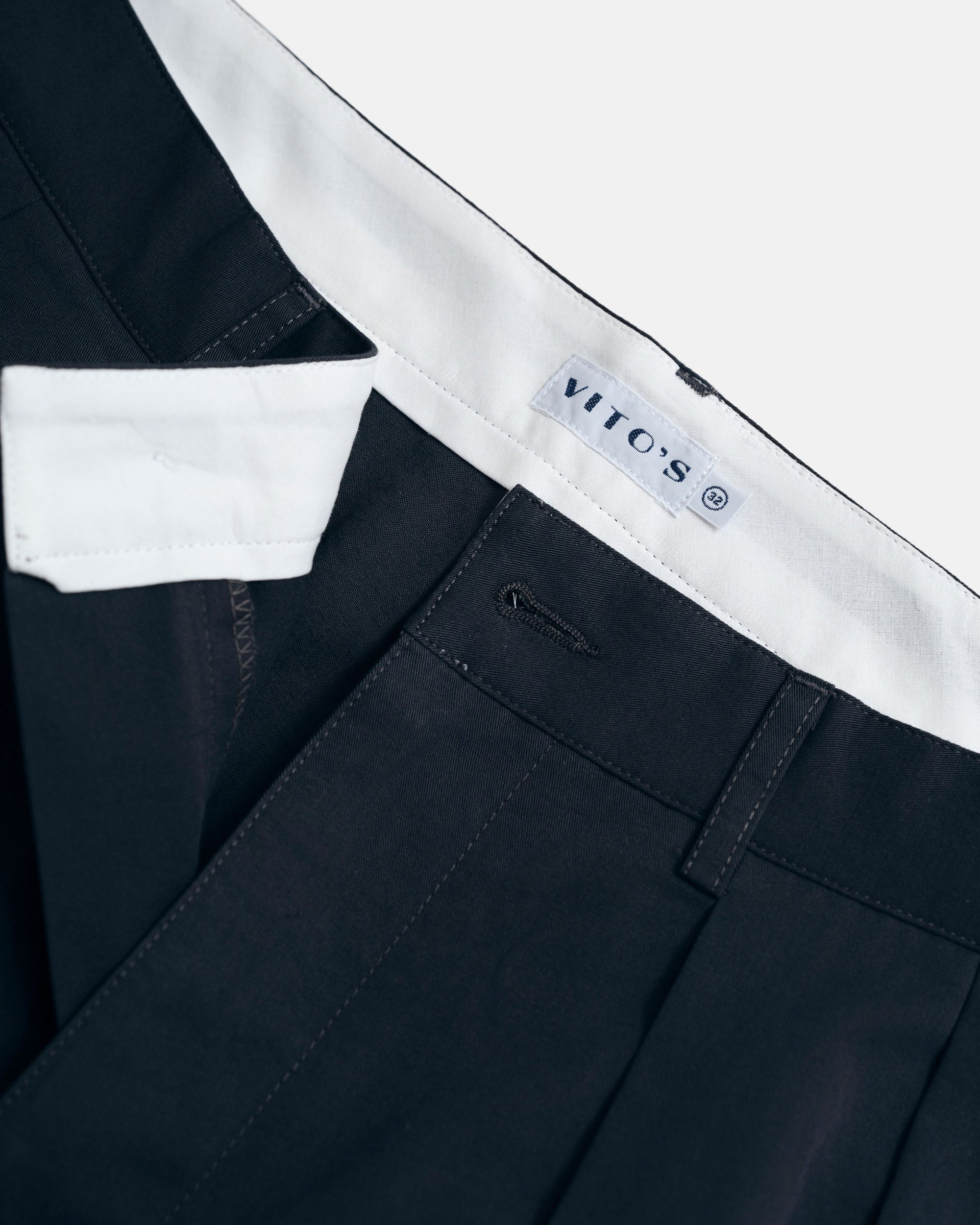 Vito's Charcoal Navy Cotton/Linen Pleated Short