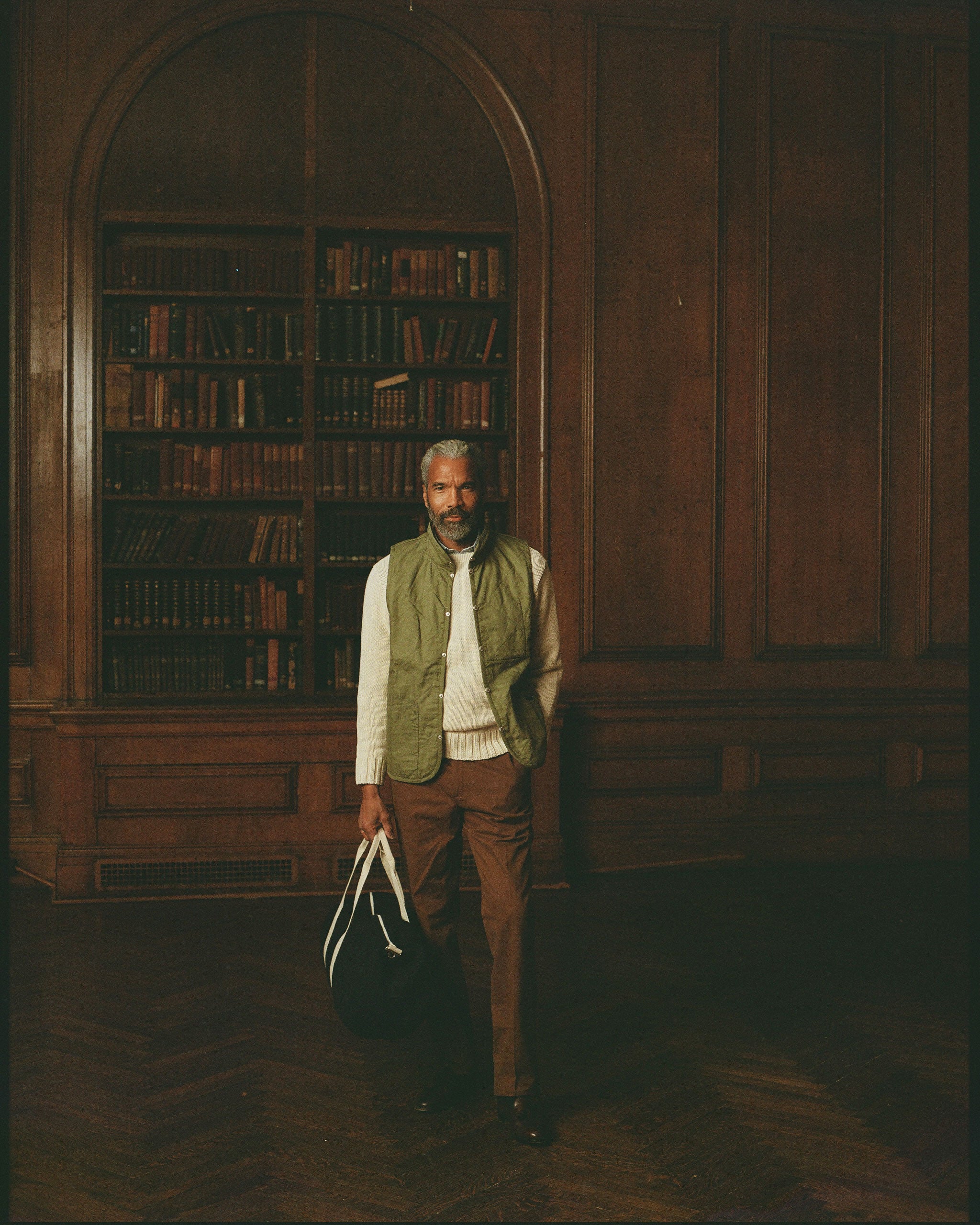 Made-in-England Lavenham Khaki Mickfield Linen/Cotton Quilted Gilet