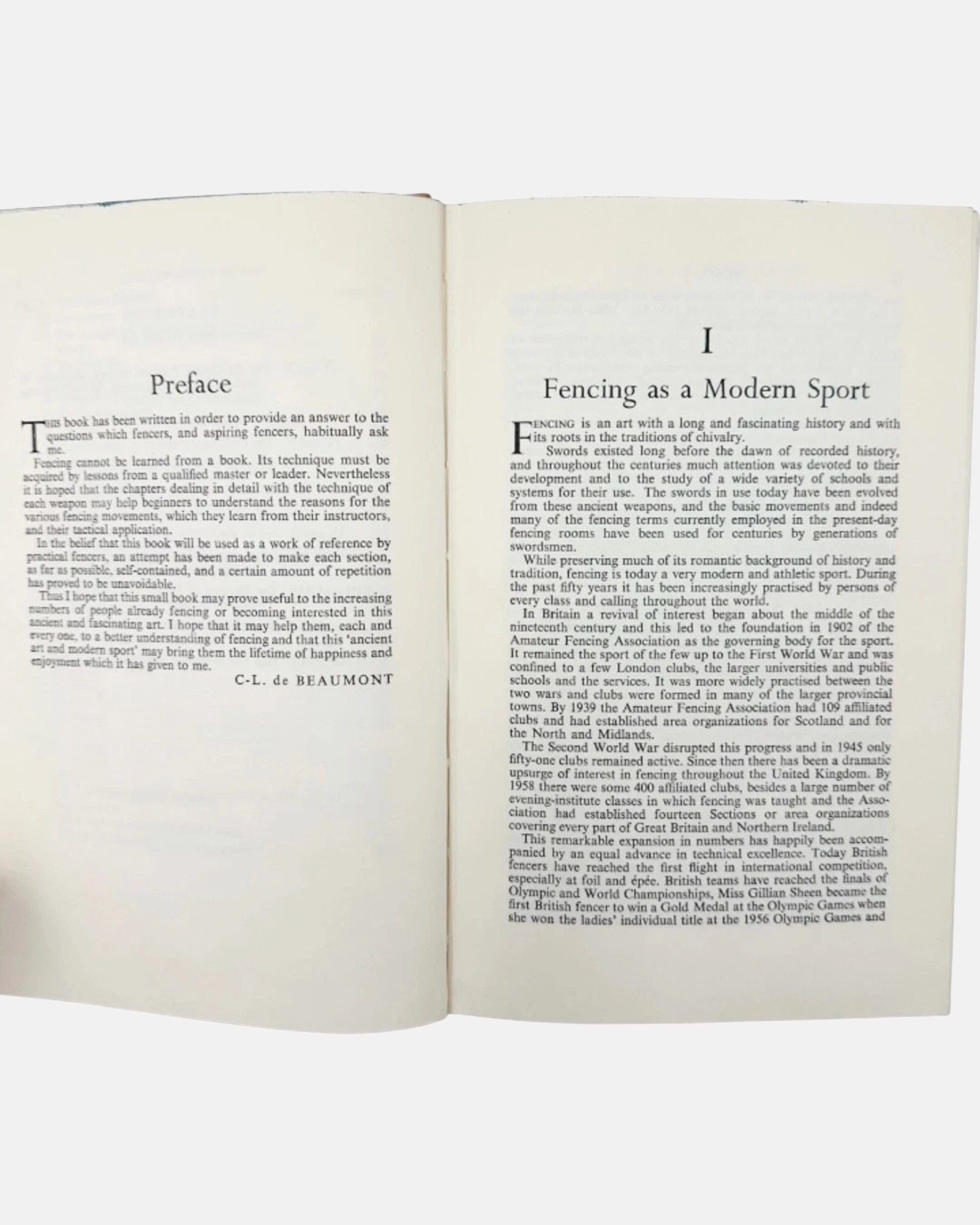 Fencing Ancient Art and Modern Sport by C-L. de Beaumont 1960 Book