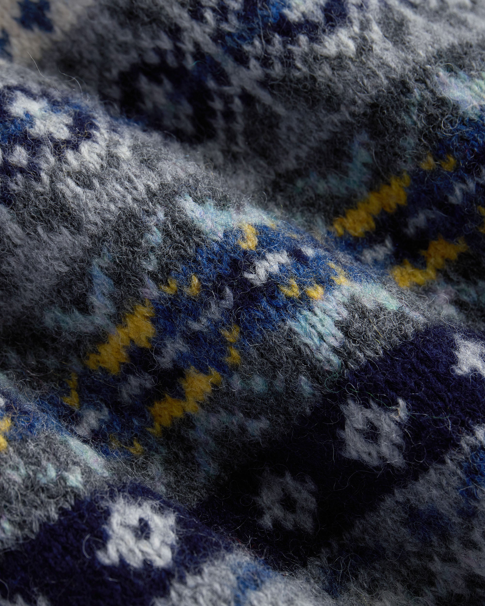 Made-in-Scotland Navy Fair Isle Cardigan Vest