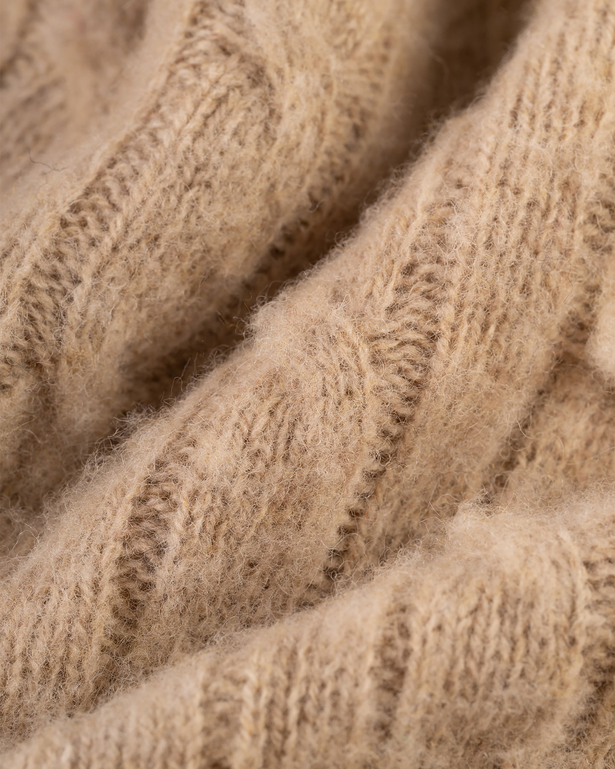Shaggy Dog Cable Sweater Oatmeal - Classic Fit | Men's Sweaters