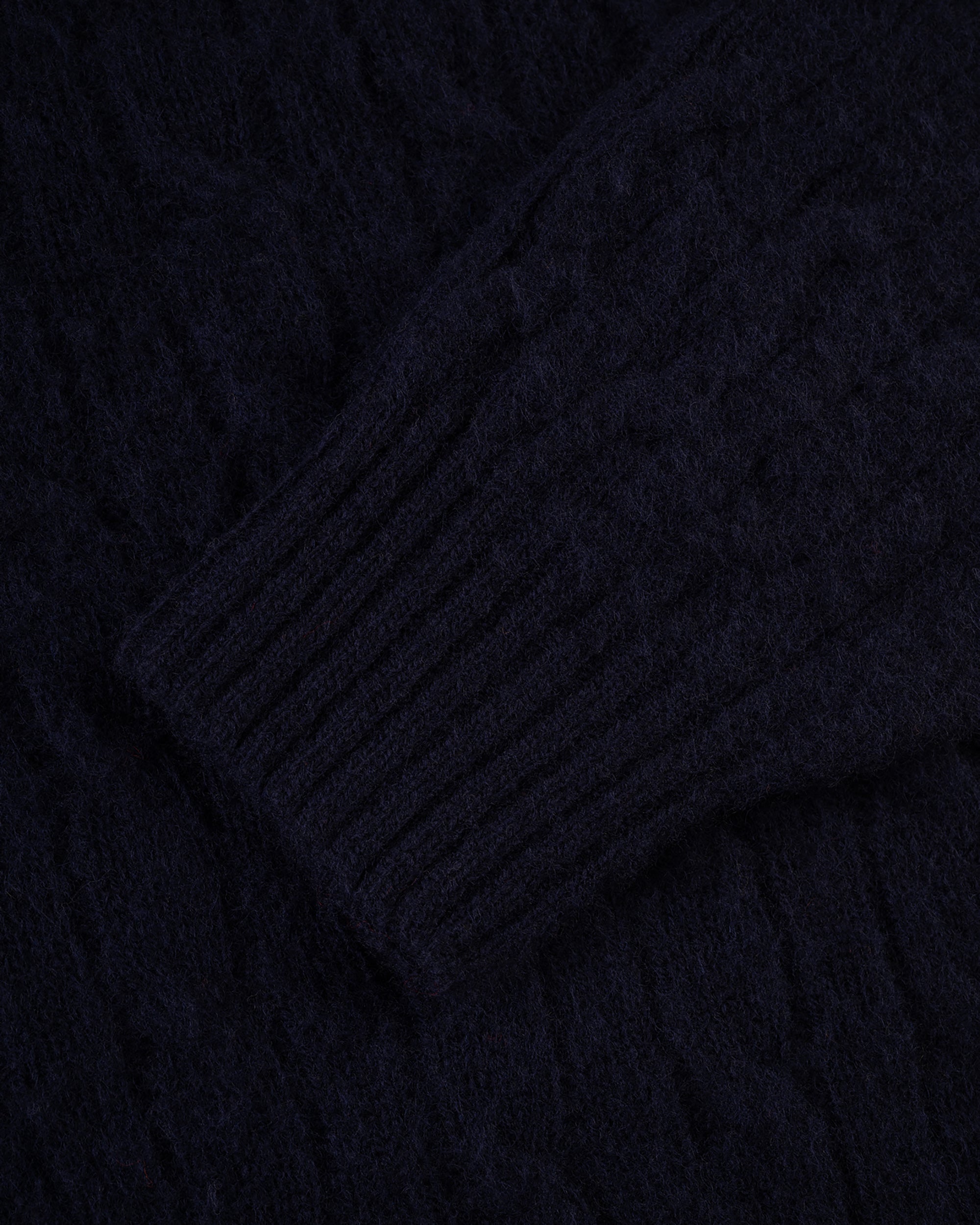 Made-in-Scotland Navy Shaggy Dog Cable Knit Sweater - Classic Fit
