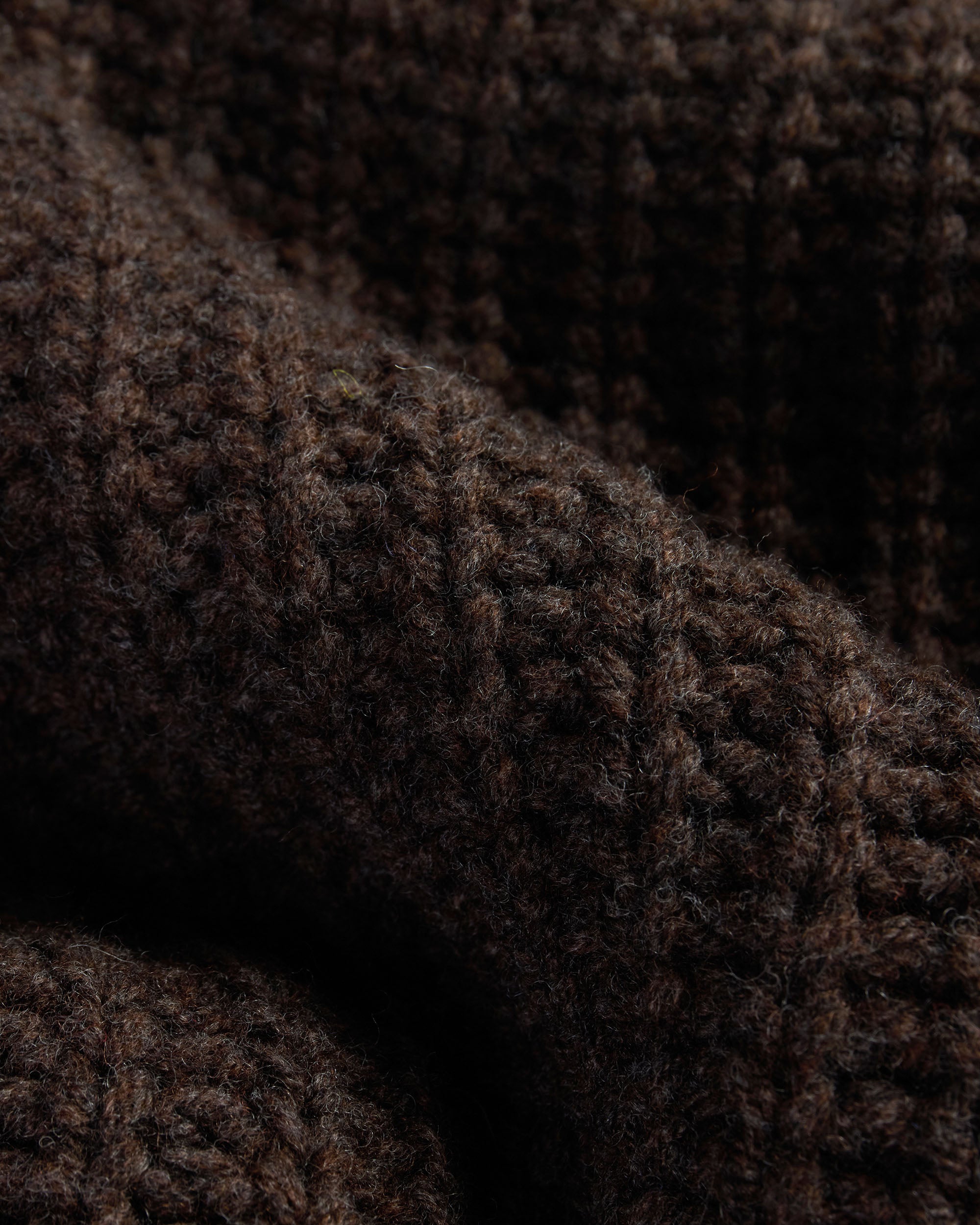 Made-in-Scotland Dark Brown Lambswool Shaker Stitch Crew Neck Sweater