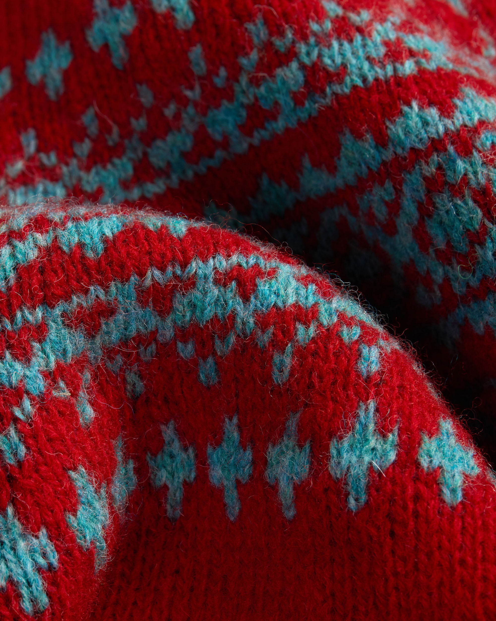 Made-in-Scotland Women's Red Fair Isle Yoke Crew Neck Sweater