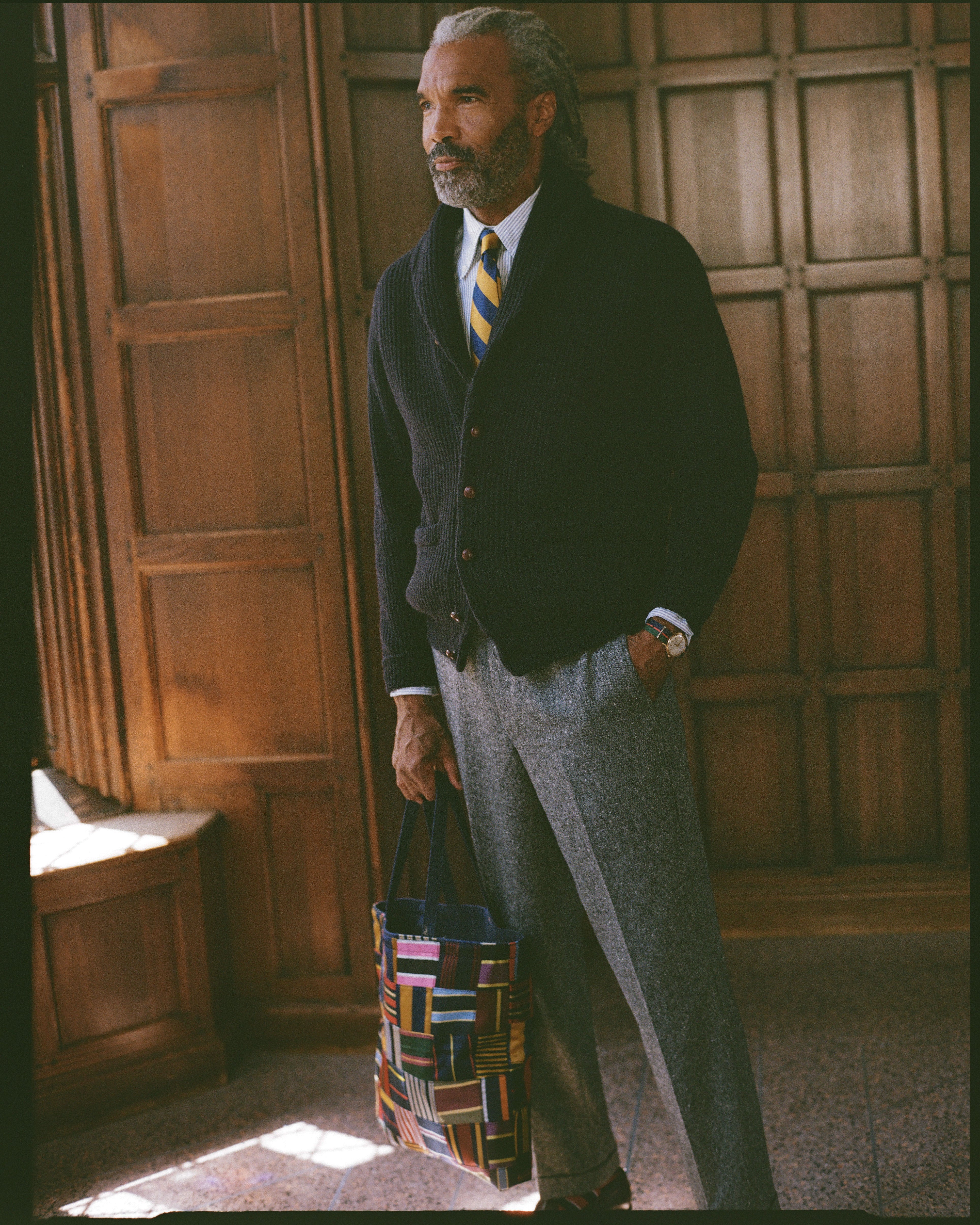 Made-in-Scotland Navy Cashmere Shawl Collar Cardigan