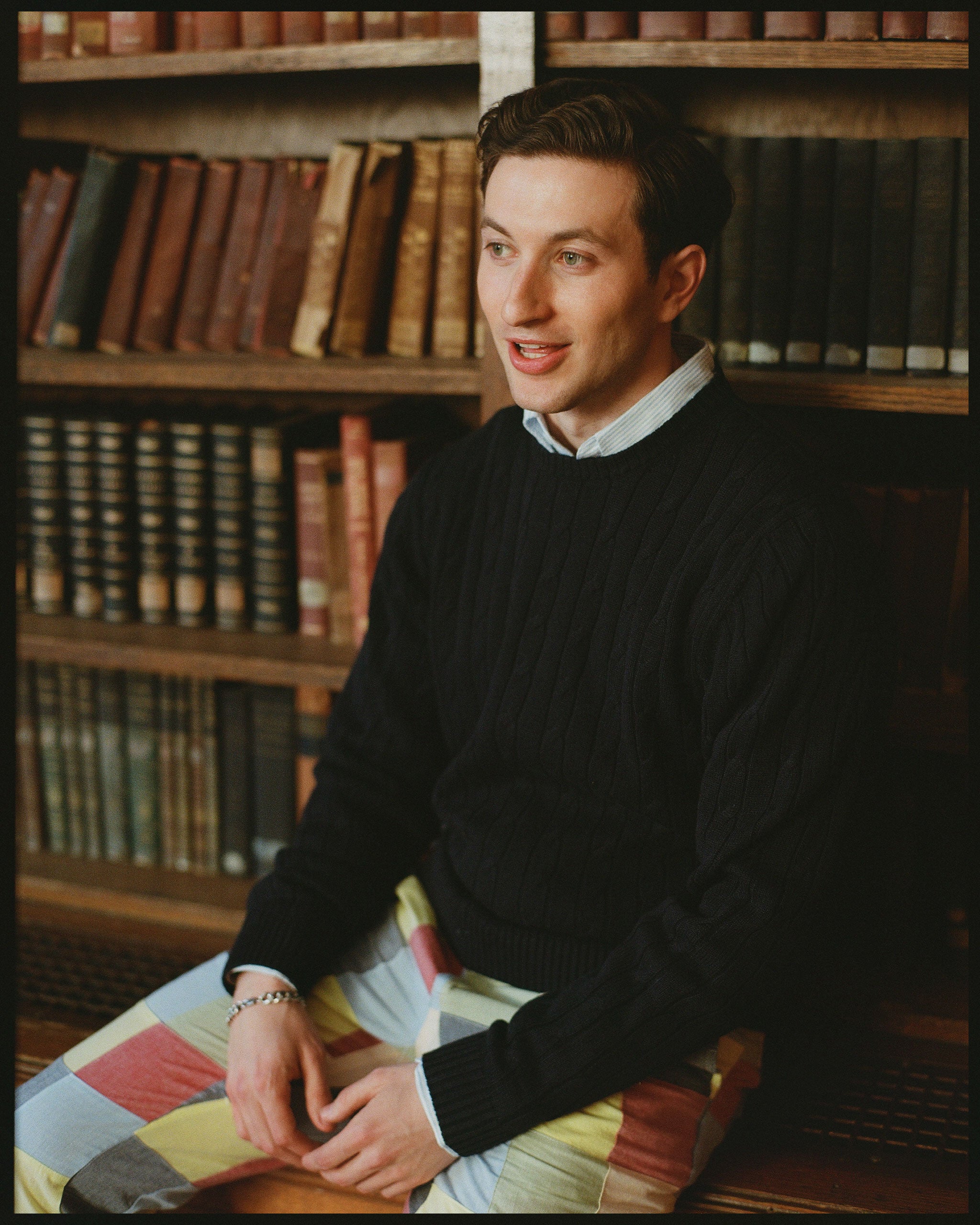 Navy Cotton-Cashmere Cable Crewneck Sweater