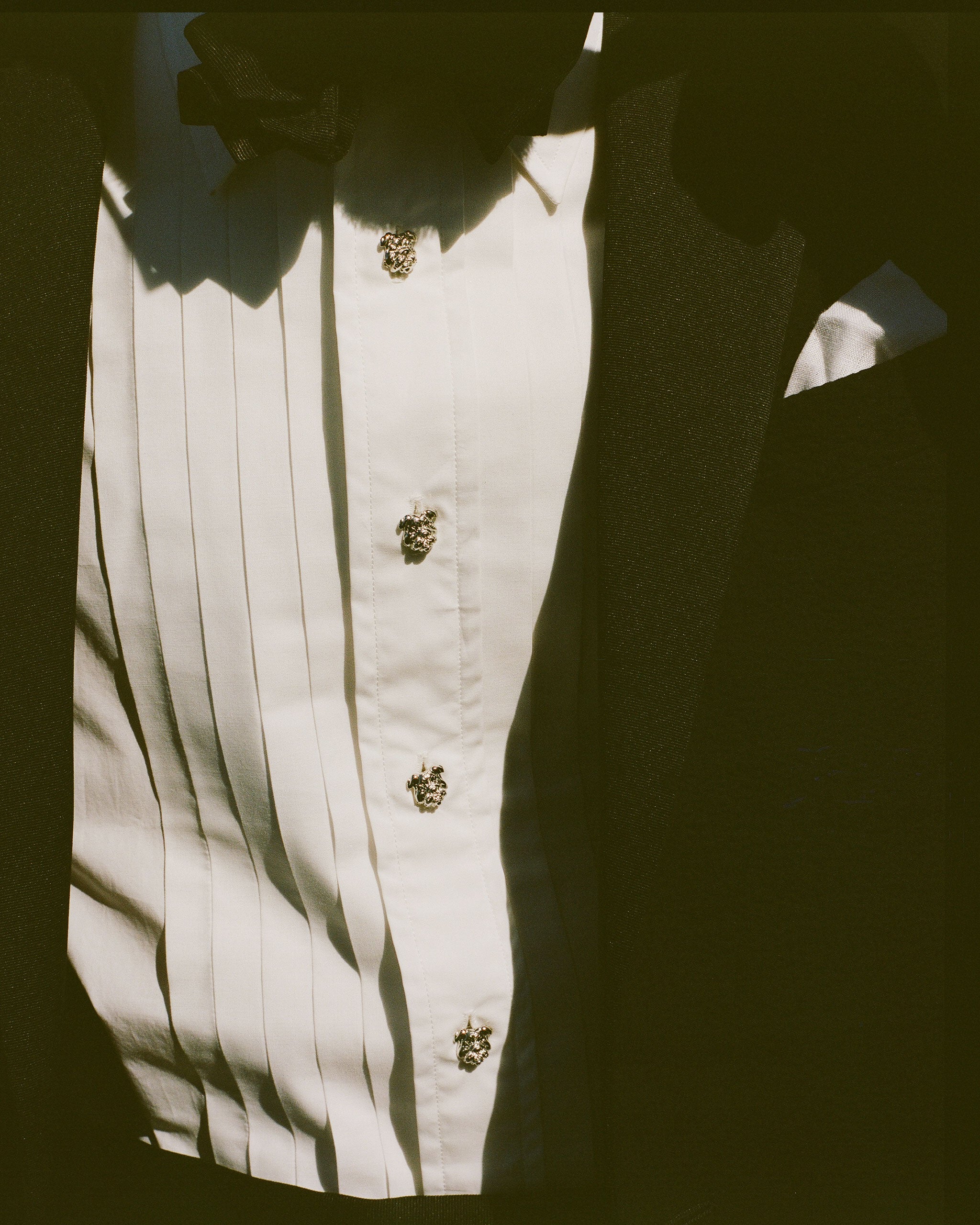 Pleated Front Straight Collar Formal Shirt