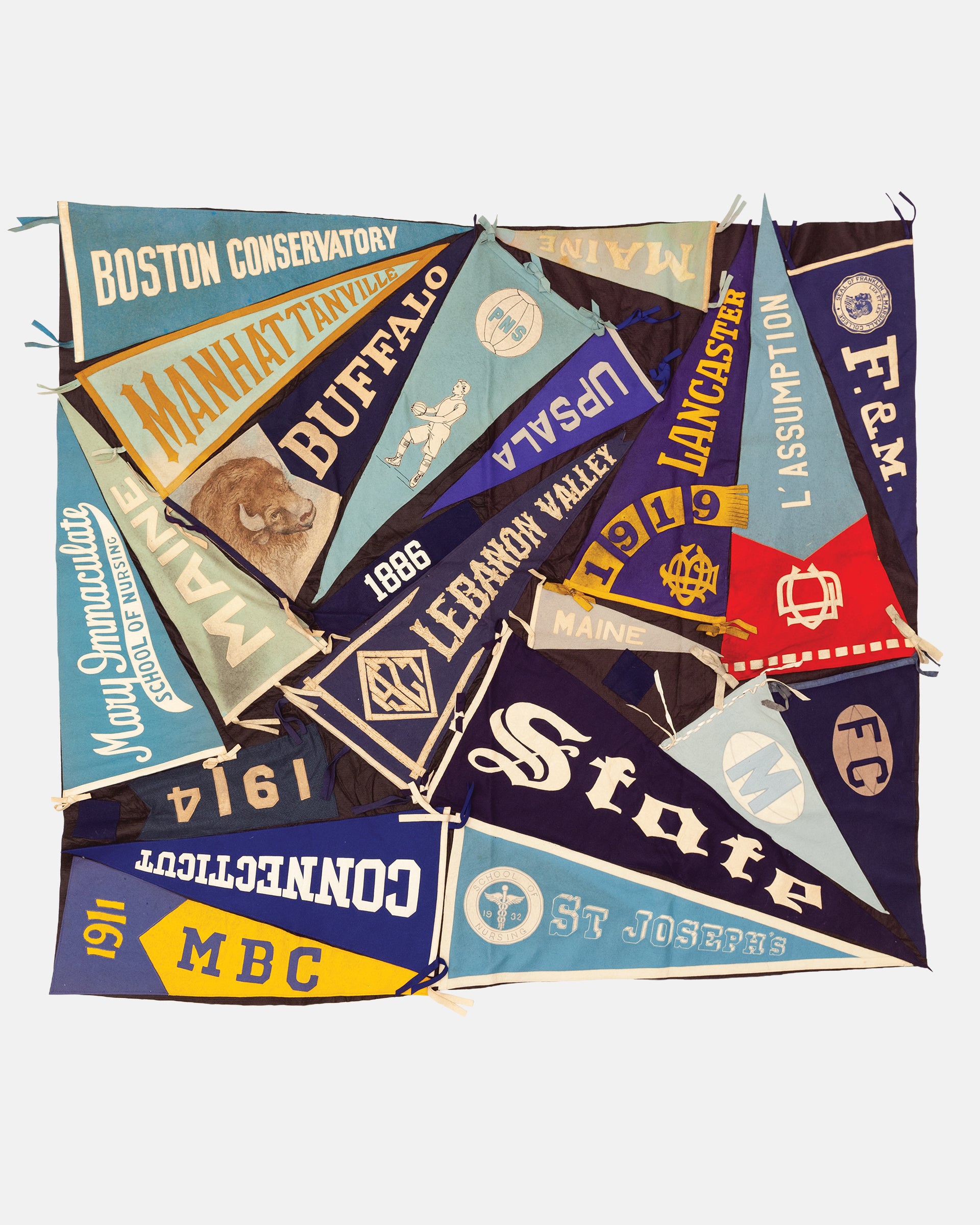 Vintage Pennant Quilt - Colleges #15