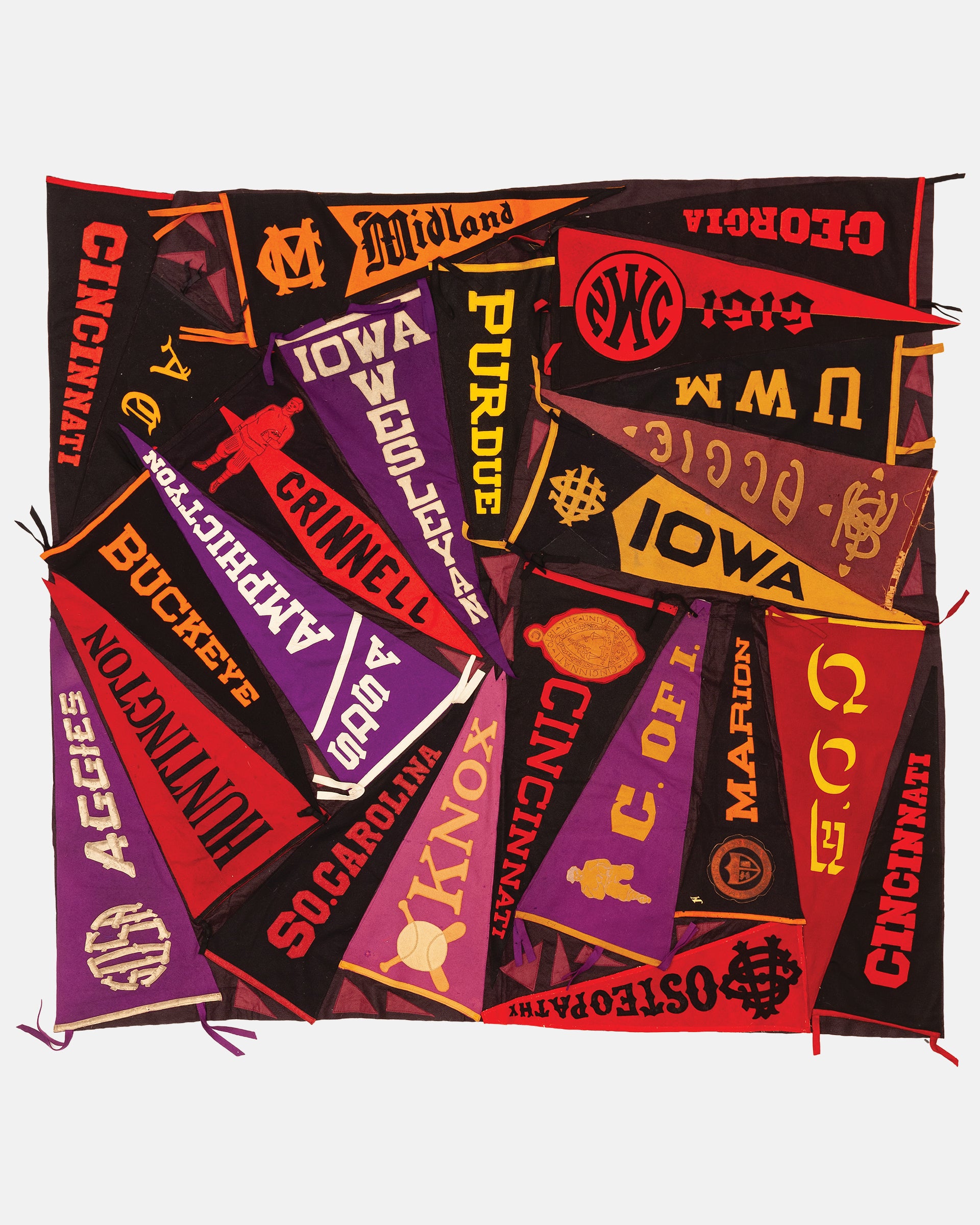Vintage Pennant Quilt - Colleges #27