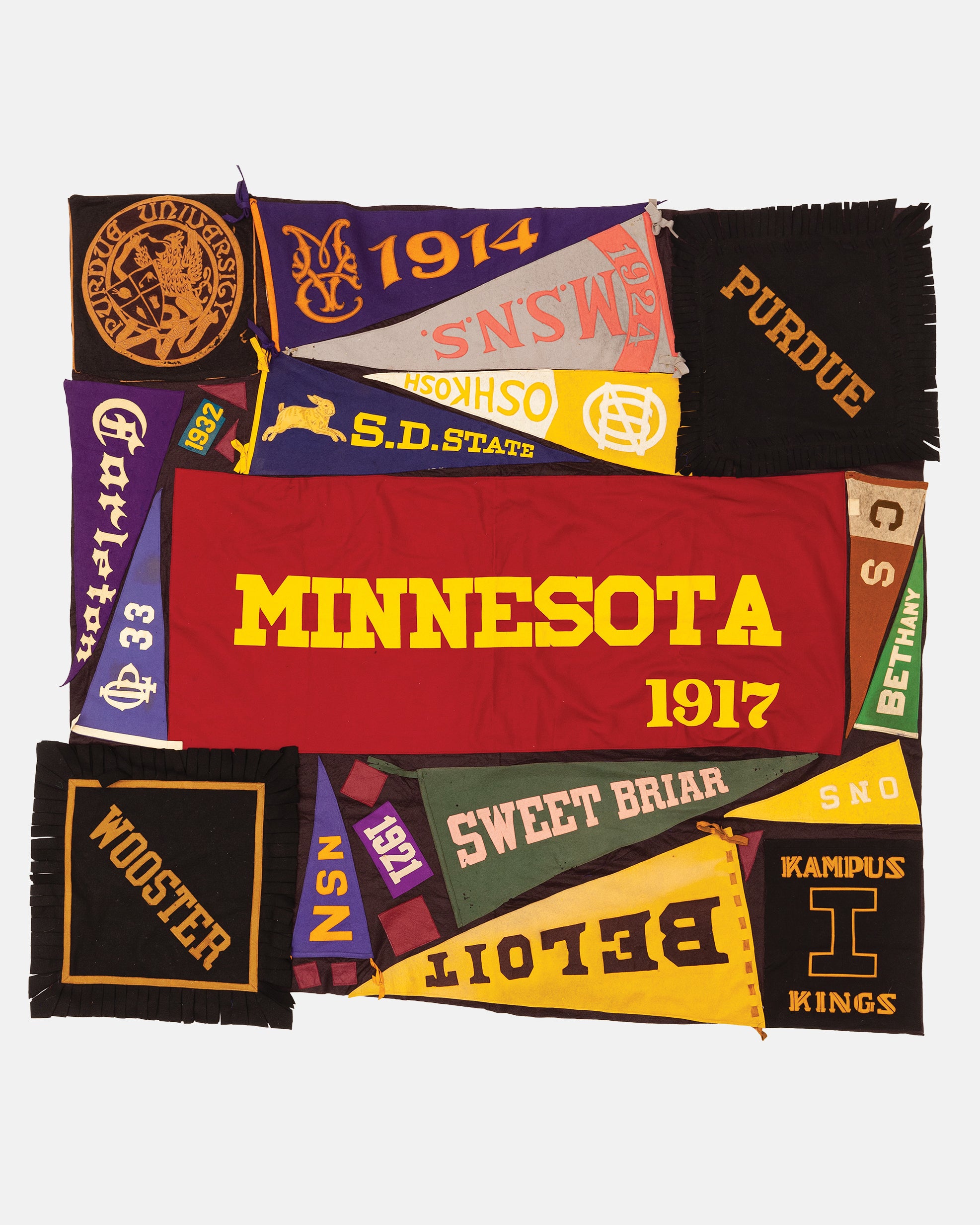 Vintage Pennant Quilt - Colleges #30