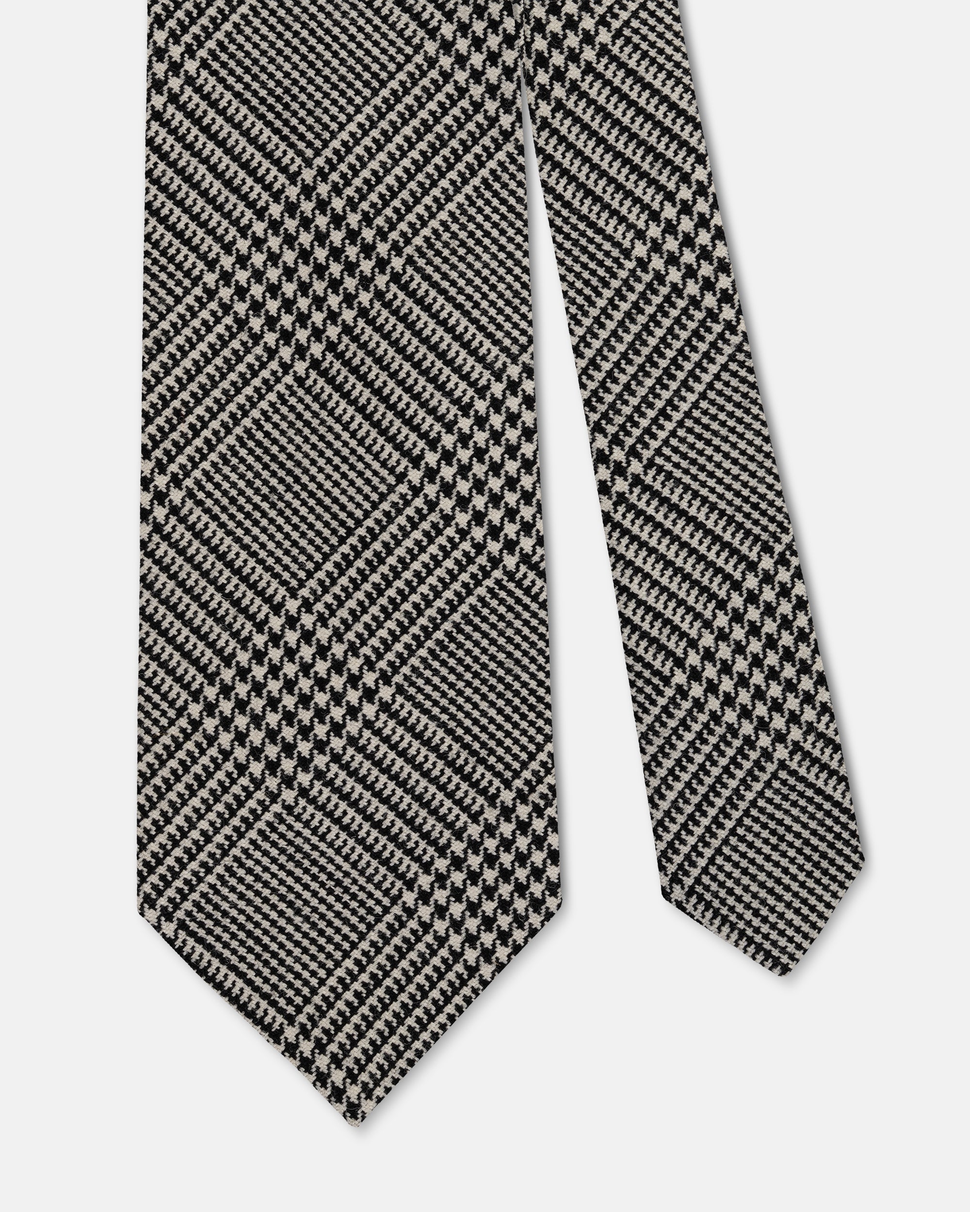 Made-in-UK Prince Of Wales Plaid Wool Tie