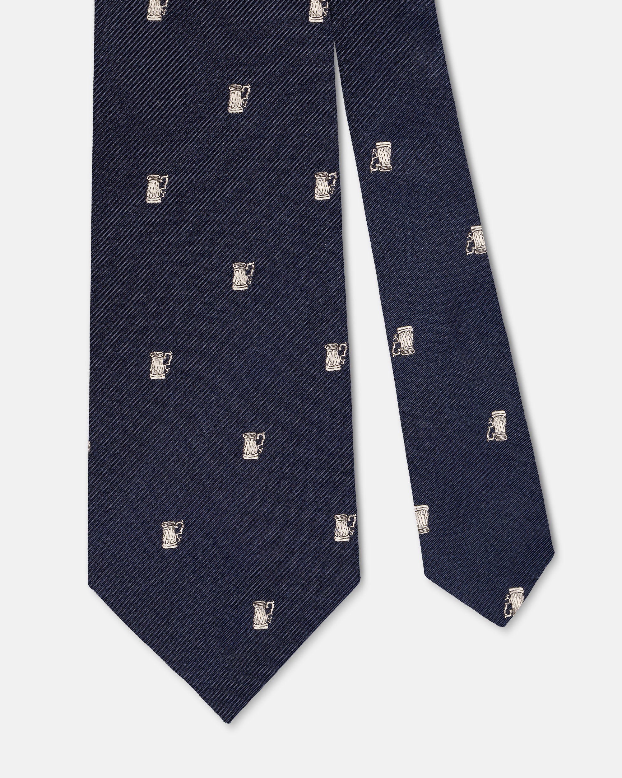 Made-in-UK Navy Tankards Club Tie