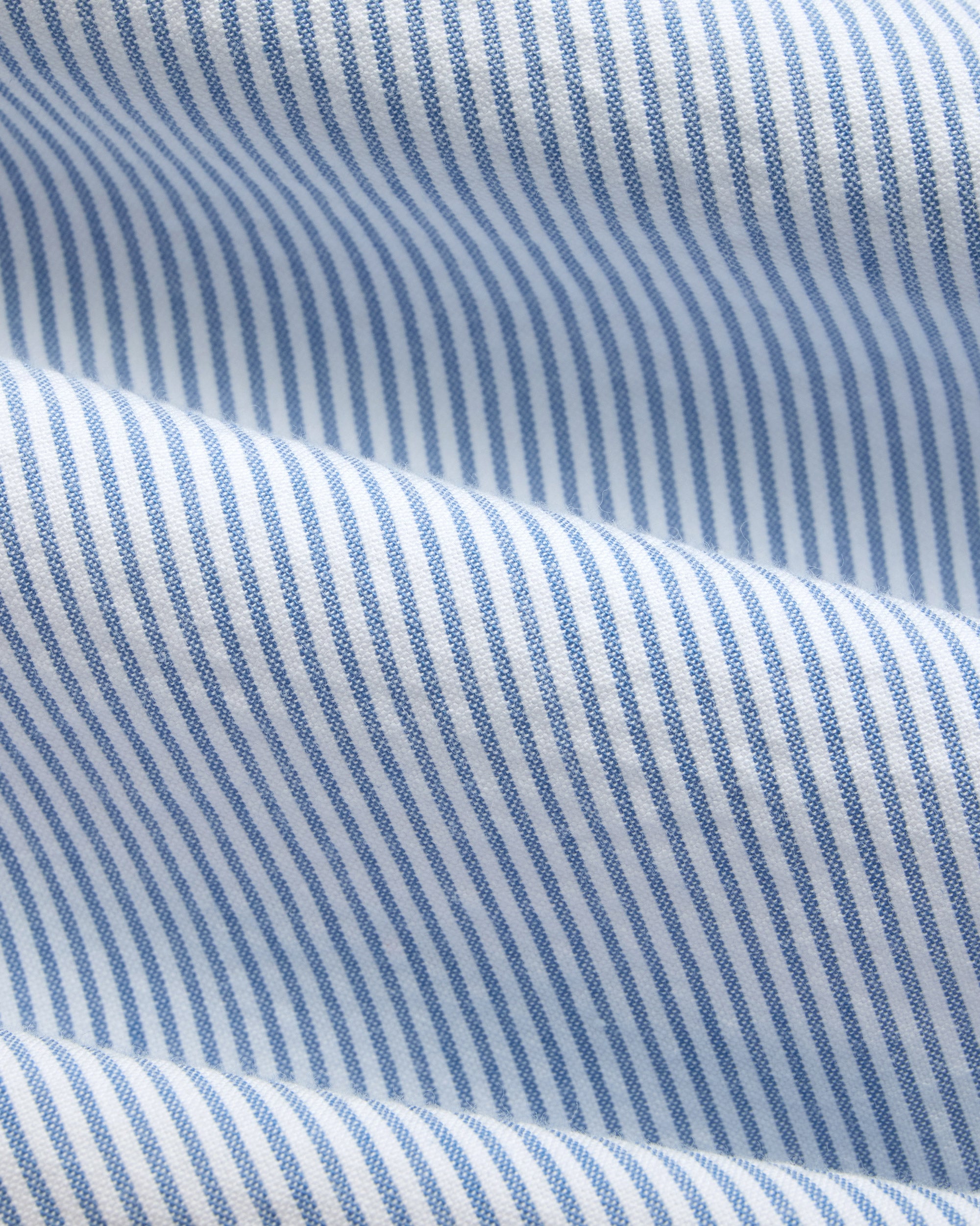 Blue & White Trim Fit Short Sleeve Seersucker Sport Shirt