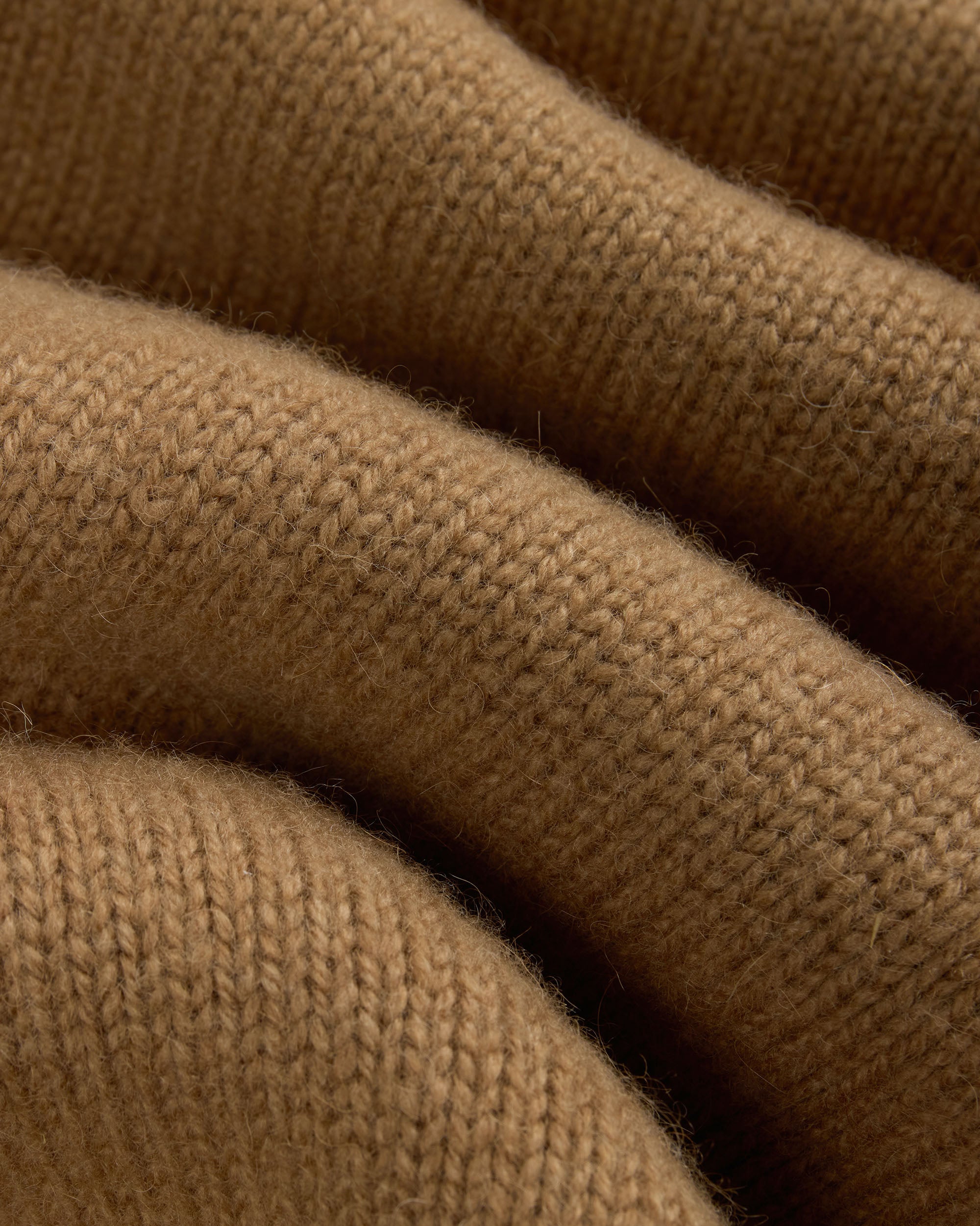 Made-in-Scotland Camelhair Crewneck Sweater