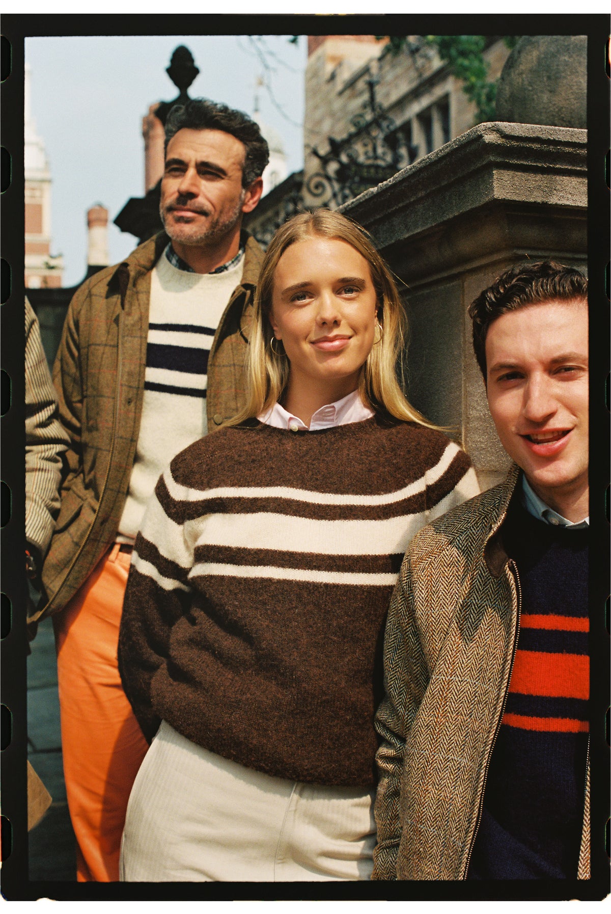 Made-in-Scotland Brown Chest Stripe Shaggy Dog Sweater - Trim Fit