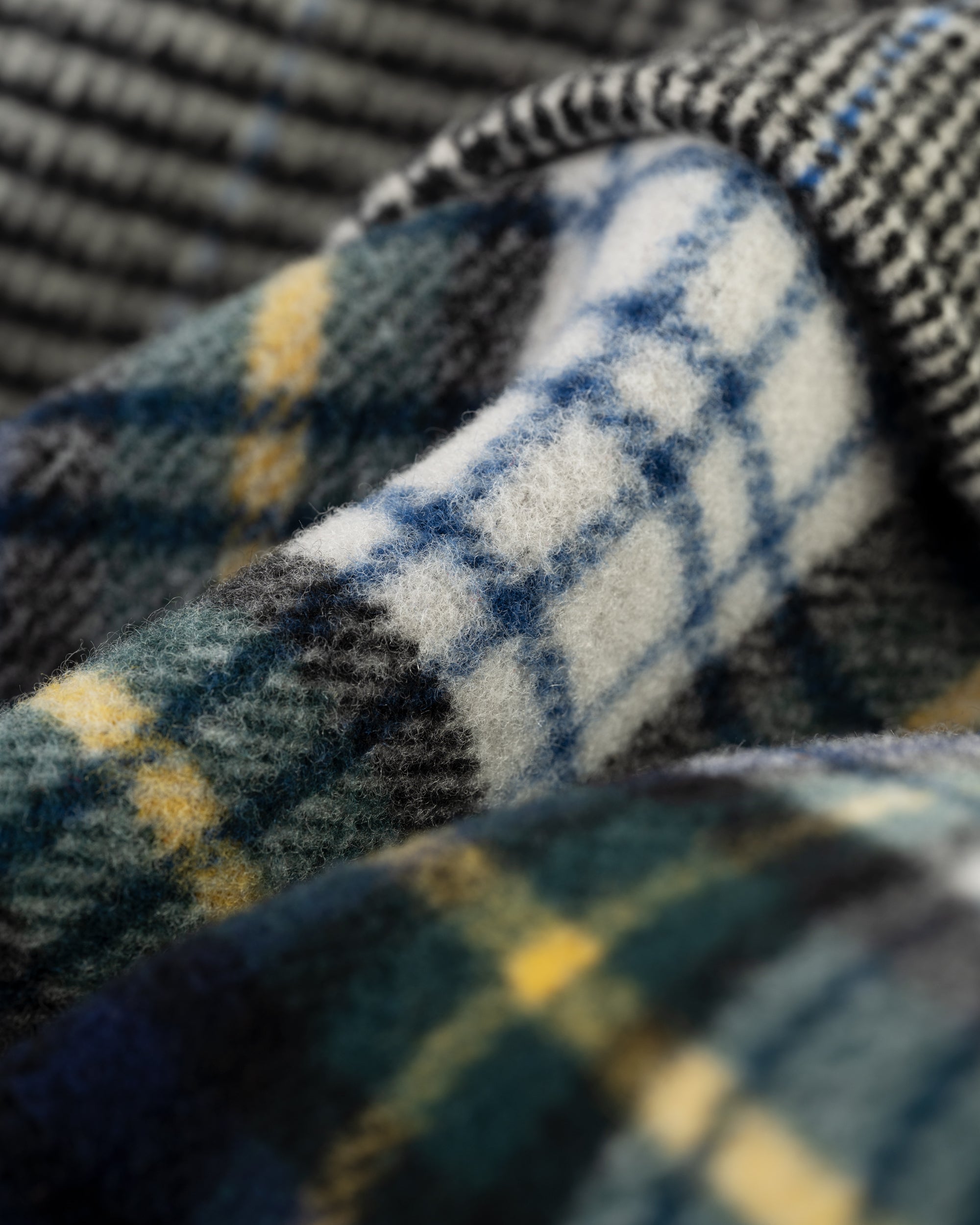 Made-in-England Fun Tartan Classic Morris Duffle Coat