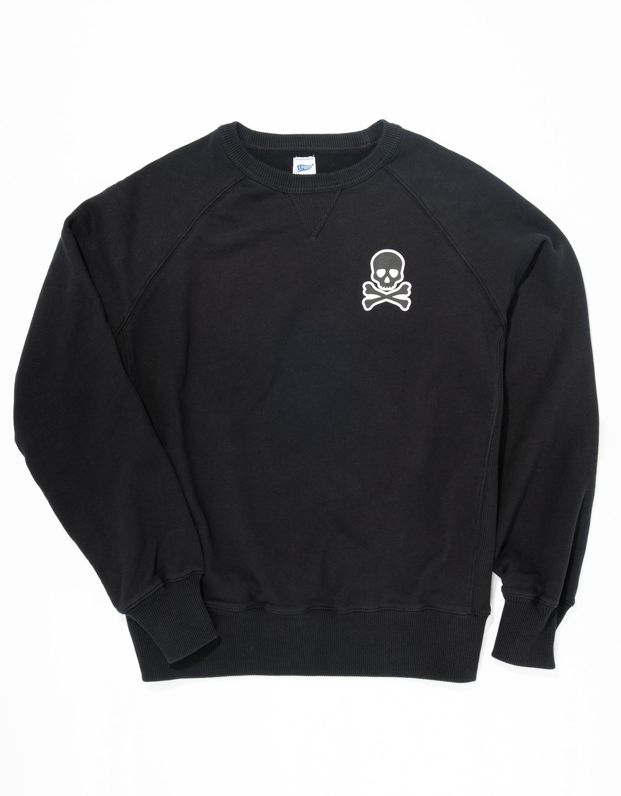 Black Skull & Crossbones Sweatshirt