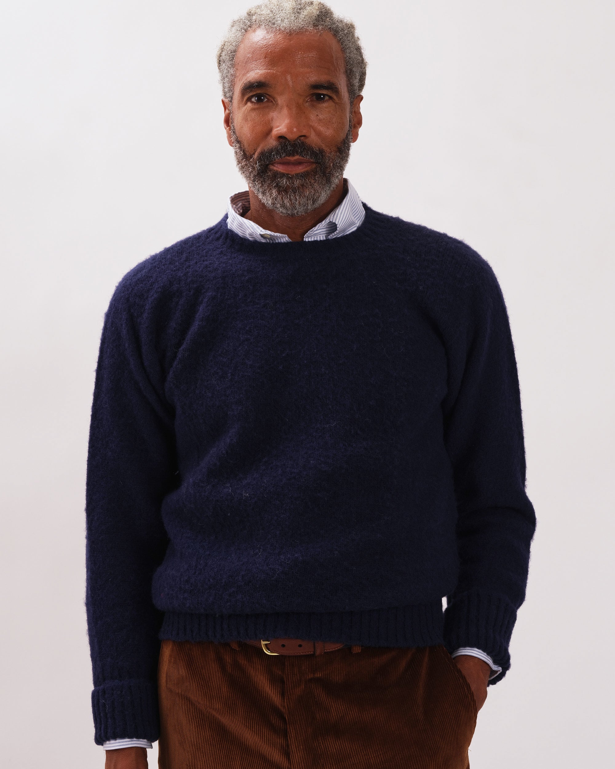 Made-in-Scotland Navy Shaggy Dog Sweater - Classic Fit | Men's
